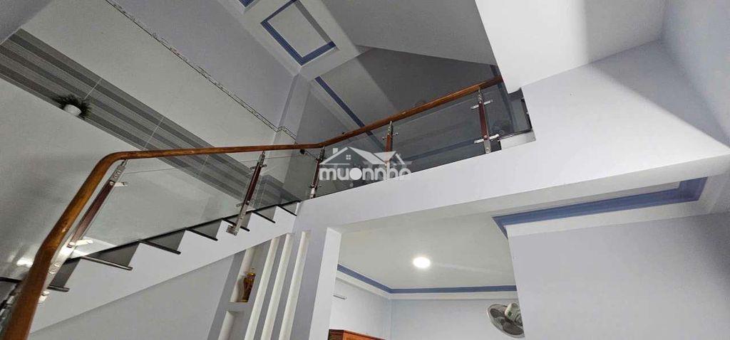 Nhà lầu gần ngã ba cây lơn giá 7 triệu  - 4
