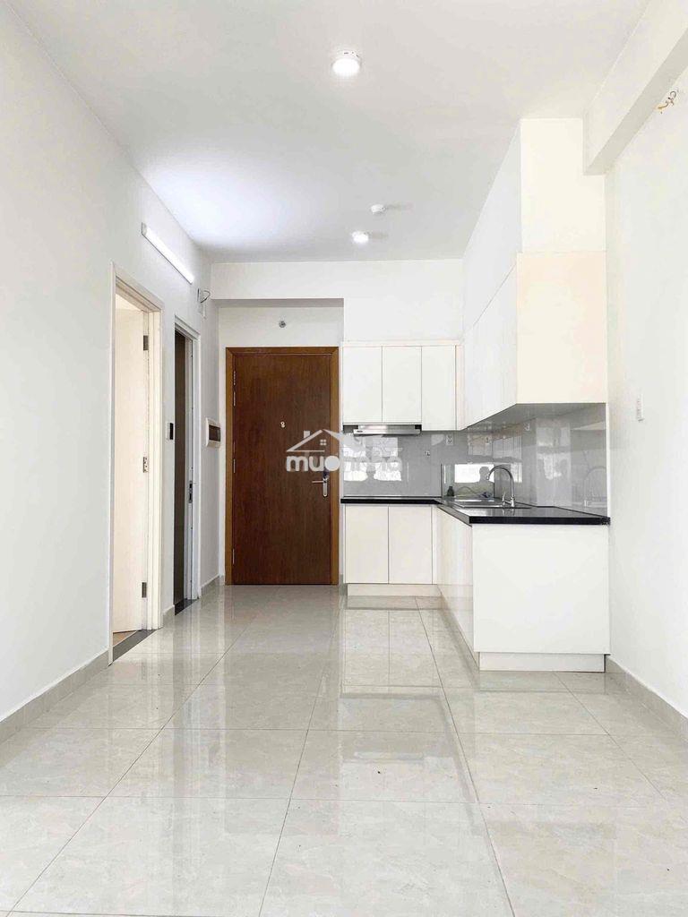 Cho thuê saigon intela 2pn trống 5,5-6tr/th; có nội thất 6.5-7tr/tháng - 2
