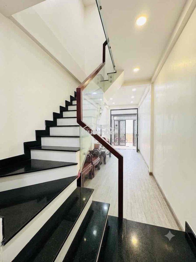Nhà bán gần 40m2 3 tầng 3pn gần chợ bà chiểu - 3