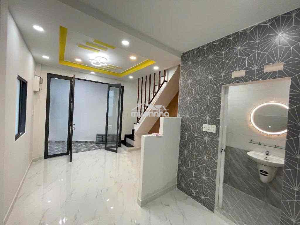 Lê quang định-gần chợ bà chiểu, 2 tầng, 2 pn, hơn 50m2 dtsd, 3.6 bl - 3