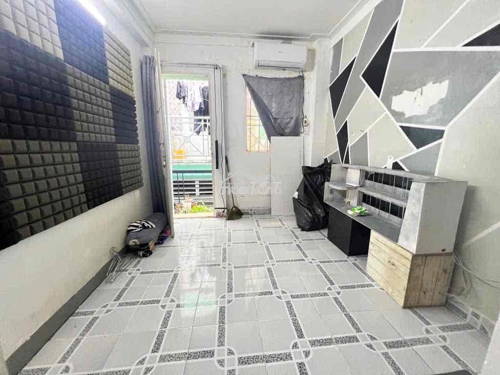 Phường hạnh thông - 3 lầu - ngay ngã 6 gò vấp - 4