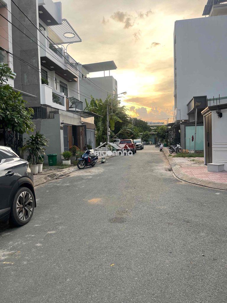 Nhà 1t3 4x15 full nội thất 3pn ngay bưng ông thoàn - 2