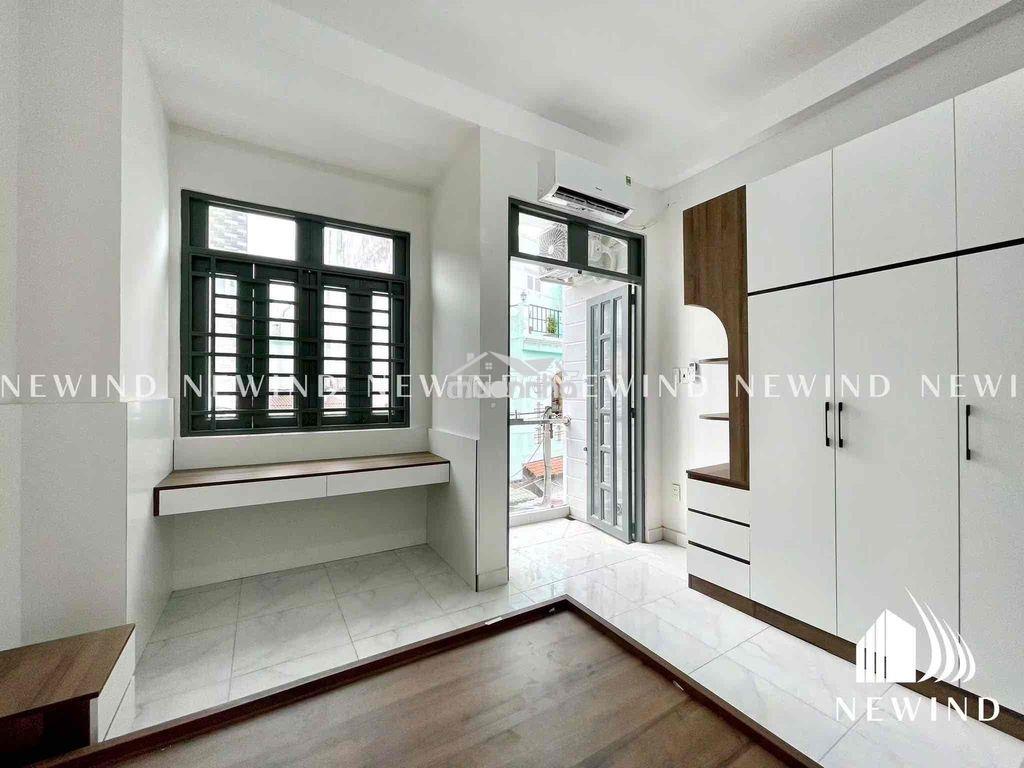 1 phòng ngủ ban công - nhà mới - ngay ngã tư phú nhuận - 3