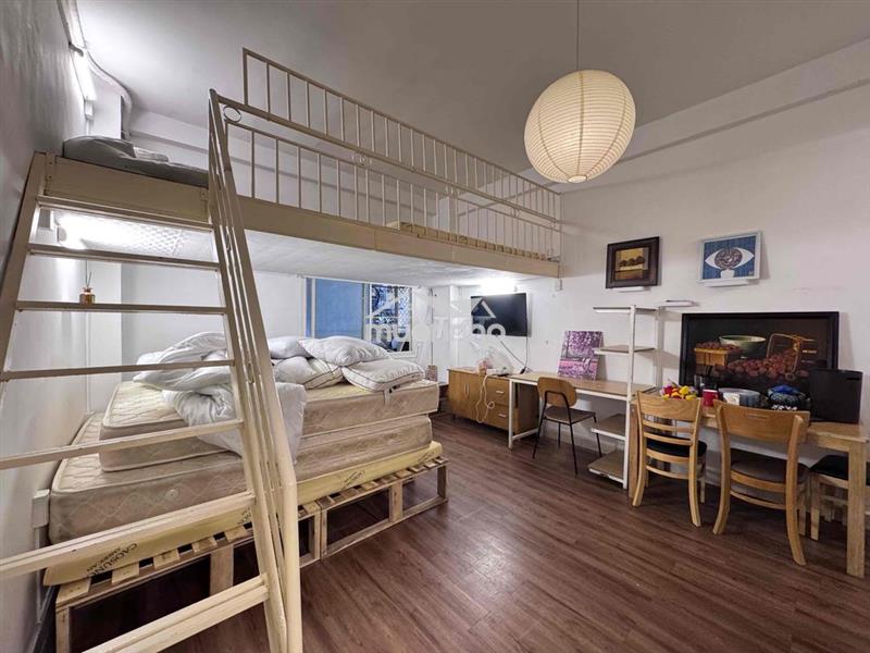 Cho thuê căn gác 25m2_chung cư cũ_ngay hàm nghi_thang máy_bảo vệ 24/7