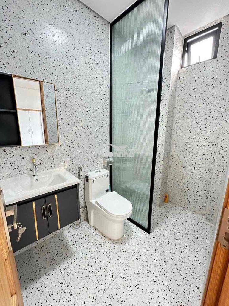 Studio cửa sổ thoáng ngay cạnh bờ kè hoàng sa, trường sa - quận 3 - 4