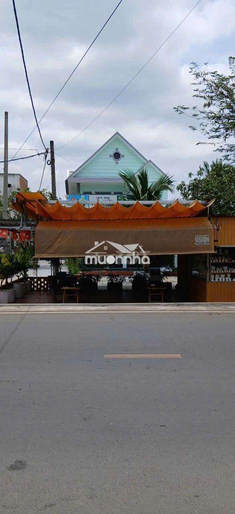 Biệt thự mái thái 2 mặt tiền đường nhựa thông xe tải – 500m²