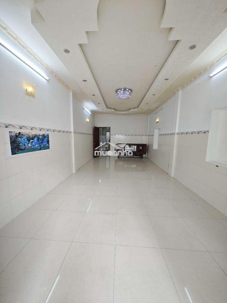Nguyên tầng 1 - 2pn rộng rãi - hẻm xe hơi thông - 2