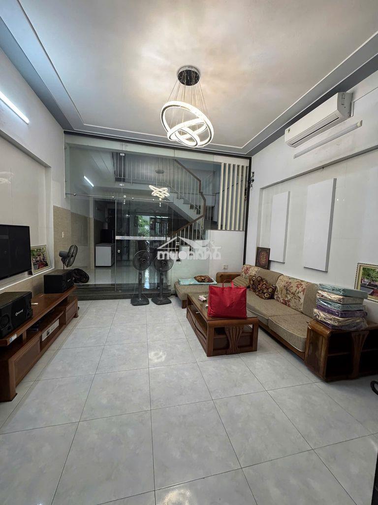 Nhà 2 tầng mặt tiền bàu mạc full nội thất