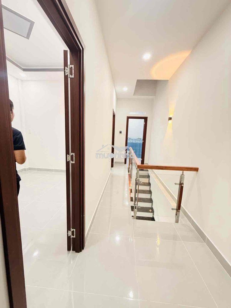 Mặt tiền đường - phù hợp ở hoặc kinh doanh lâu dài - chủ gấp bán - 3