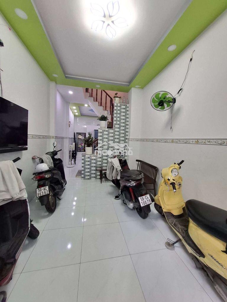 Bán nhà đường lê thành phương p15 quận 8 - 44,8m2 - 4pn - 3tầng -shr -