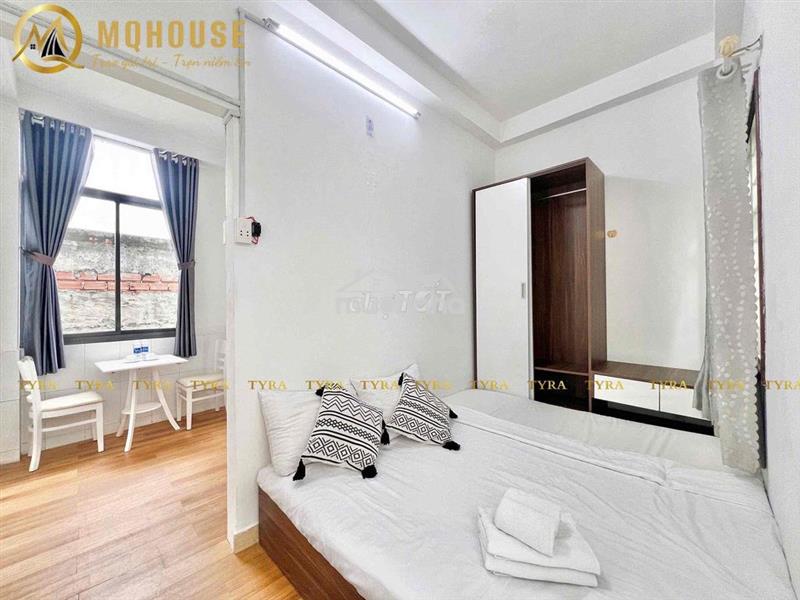 Căn studio_cửa sổ lớn (hình thật giá thật) trần đình xu q1
