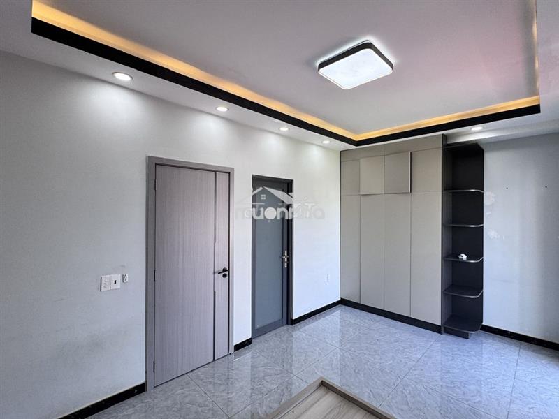 Cho thuê phòng - căn hộ dịch vụ có ban công siêu rộng