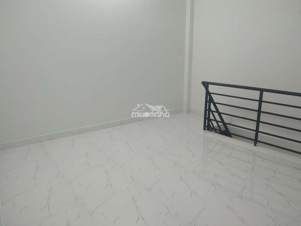 Cho thuê nhà trọ 1 trệt, 1 lầu có máy lạnh - 3