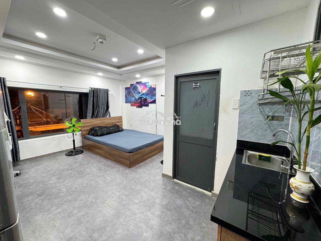 Chính chủ cho thuê phòng (mới) full nội thất hẻmxe hơi đỗ cửa - 2