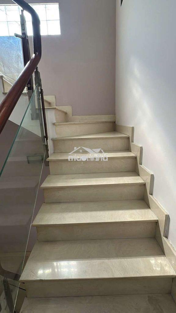 Nhà nc mới đẹp 3 lầu st 5pn 5vs trươngg chinh p11 tân bình - 2