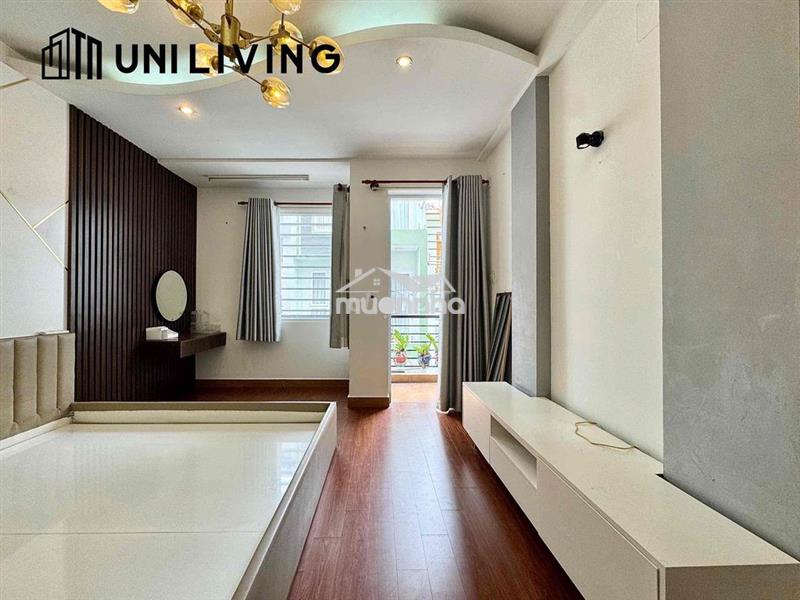 Căn hộ ban công full nội thất có bồn tắm quận 10 đường hoà hảo
