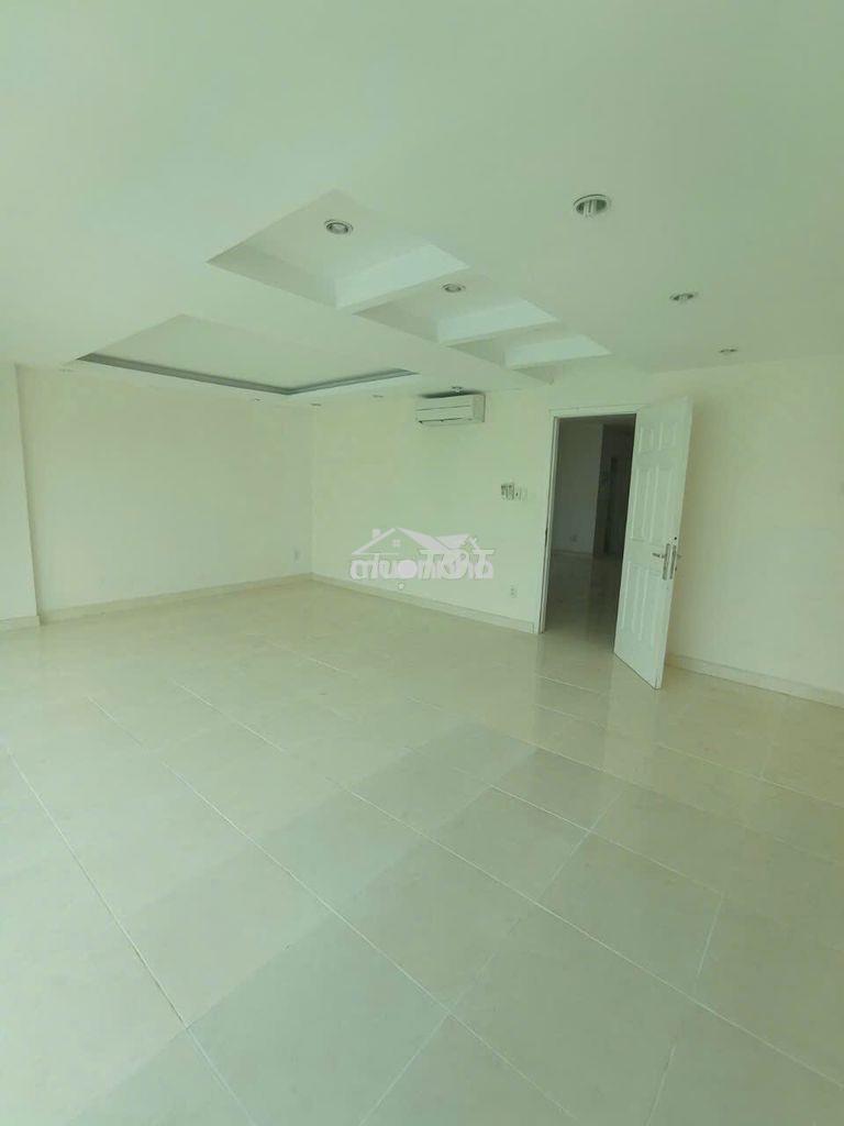 🍁🍁🍁 Nhà trống suốt_hxh nguyễn trọng tuyển_q.pn_8x20m, trệt 3 lầu - 4
