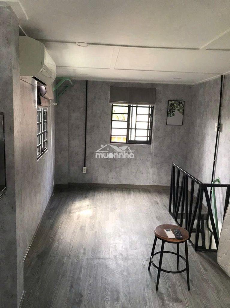 Phòng rộng gác cao nhất nhà giá tốt không phụ phí - 3