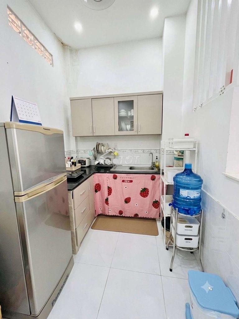 Bán nhà 2 tầng ở p16 - 27m² - nhỉnh 3 tỷ  - 2