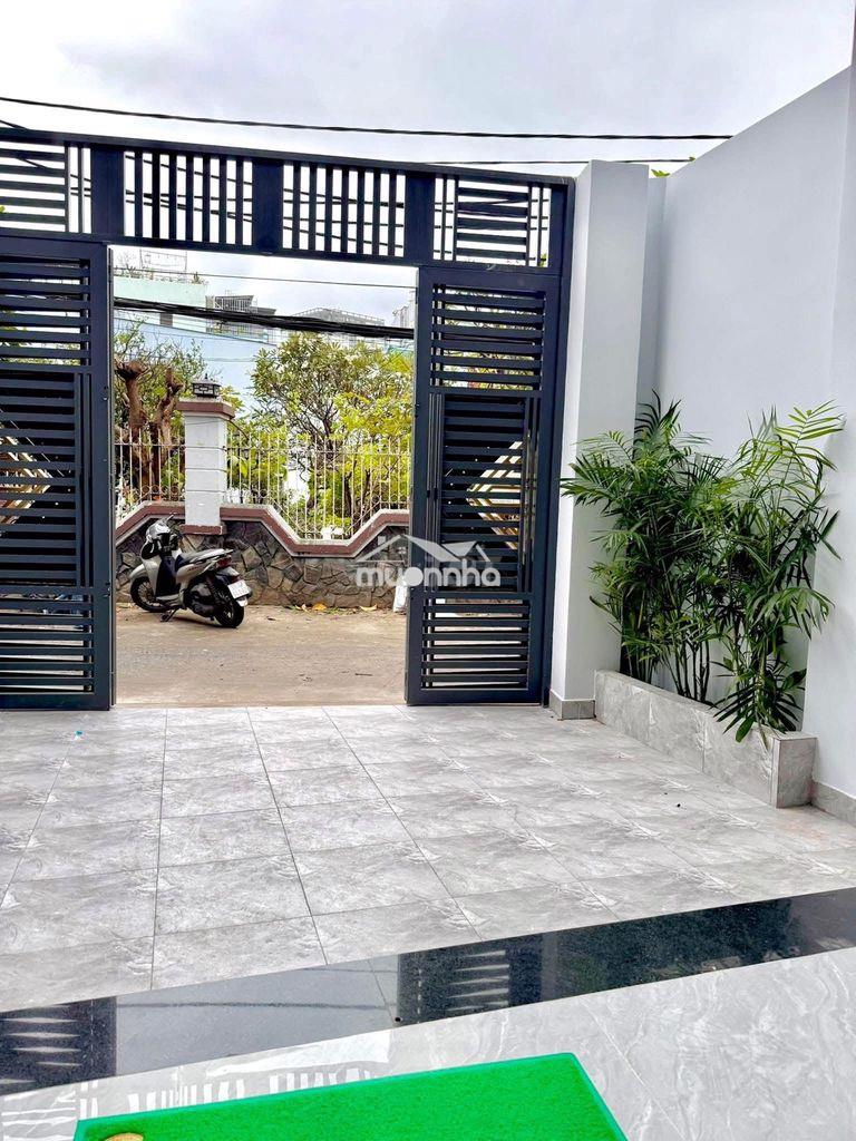 Nhà xây mới tuyệt đẹp, hẻm xe hơi: 451 phạm thế hiển, 1trệt, 2lầu, st - 3