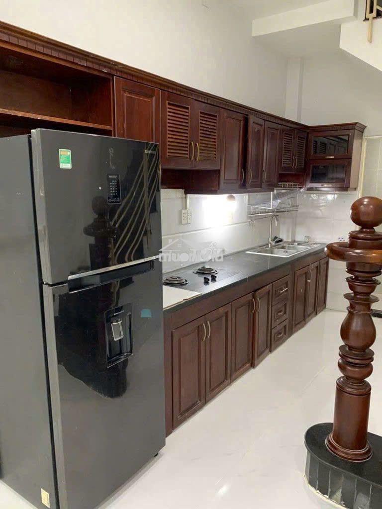 Hẻm trần hưng đạo, quận 1, 1 trệt 3 lầu, 120m2, 2pn 3wc - 2