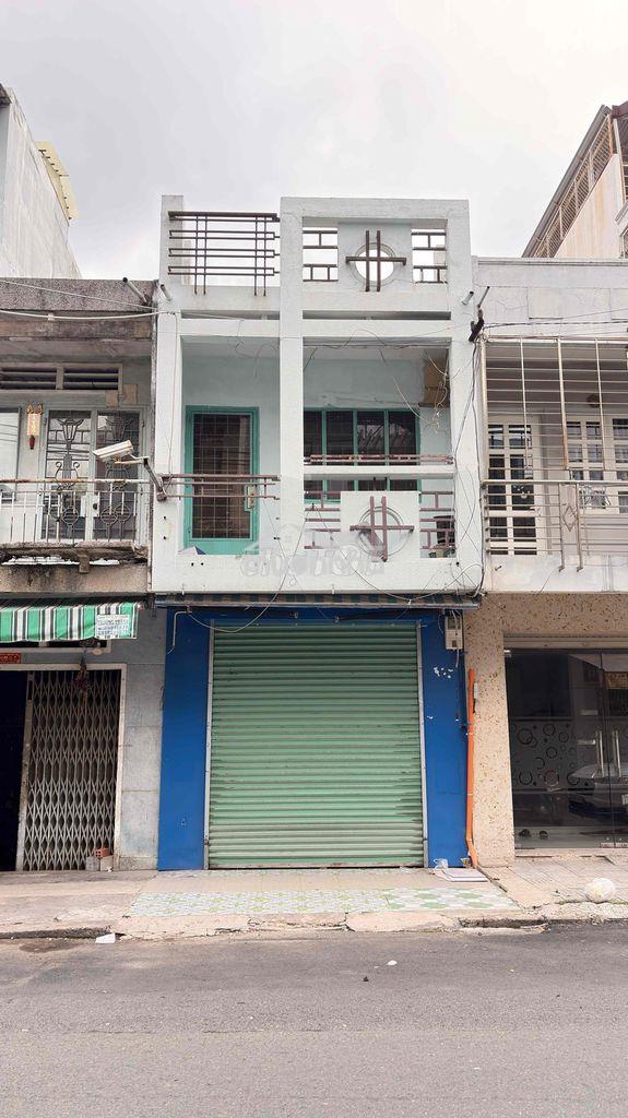 Nhà nguyên căn đường nội bộ cư xá bình thới