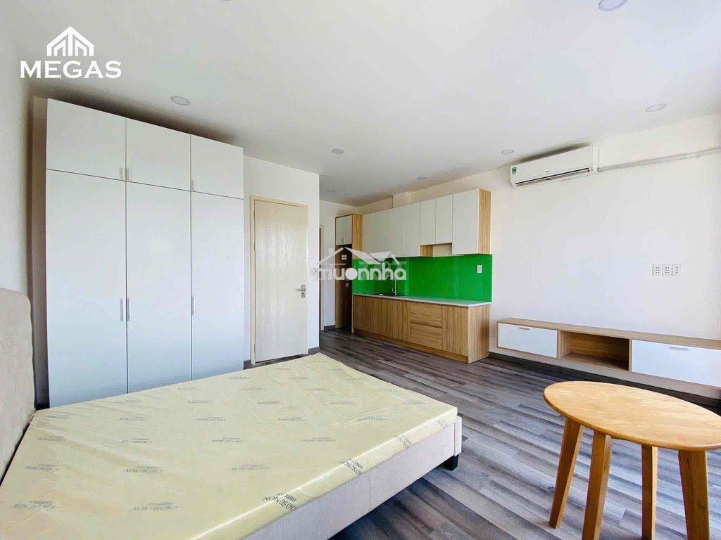 Studio rộng 35m2 bancol cửa sổ ngay chân cầu vượt 3 tháng 2 -quận 10 - 2