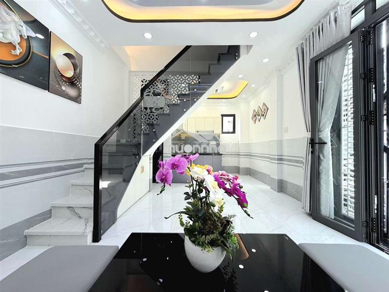 Mặt tiền hẻm kinh doanh 4x8m 2 tầng 1 tỷ 380 huỳnh tấn phát