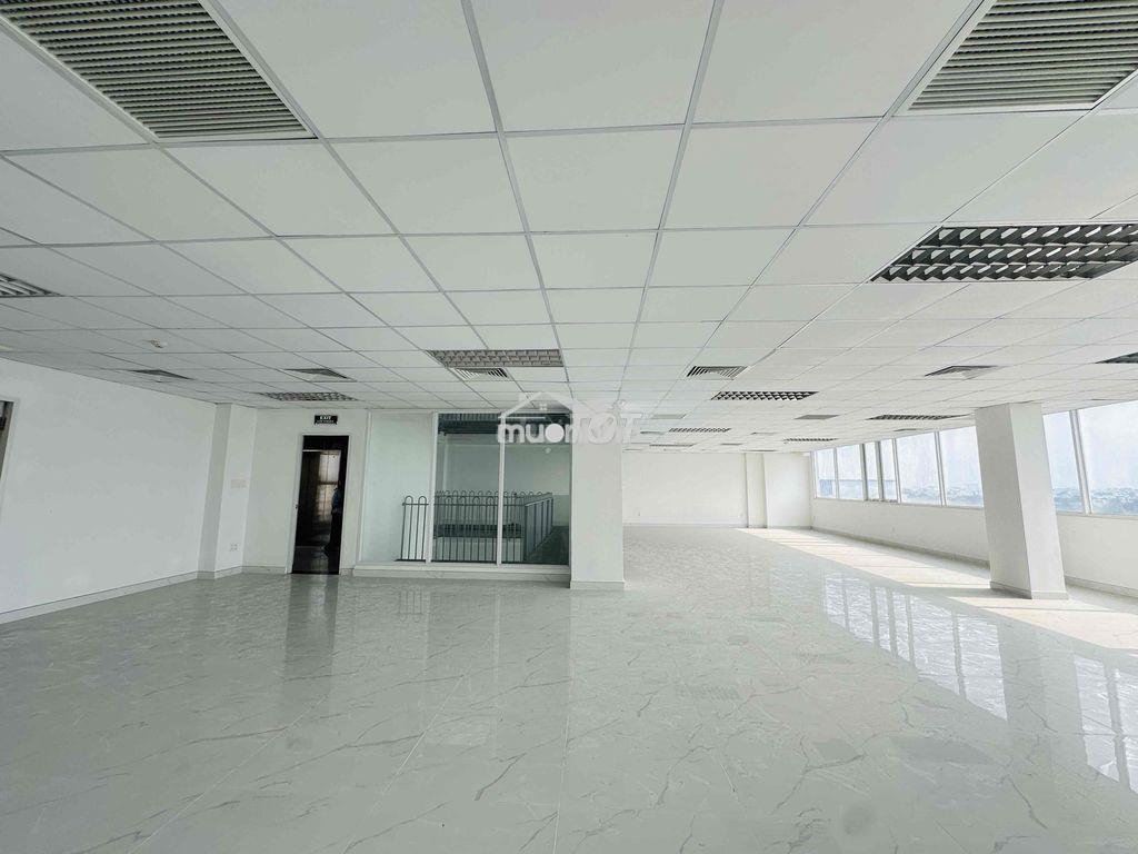 Cho thuê toà nhà góc 2 mặt tiền đường nguyễn thị thập himlam quận 7 - 3