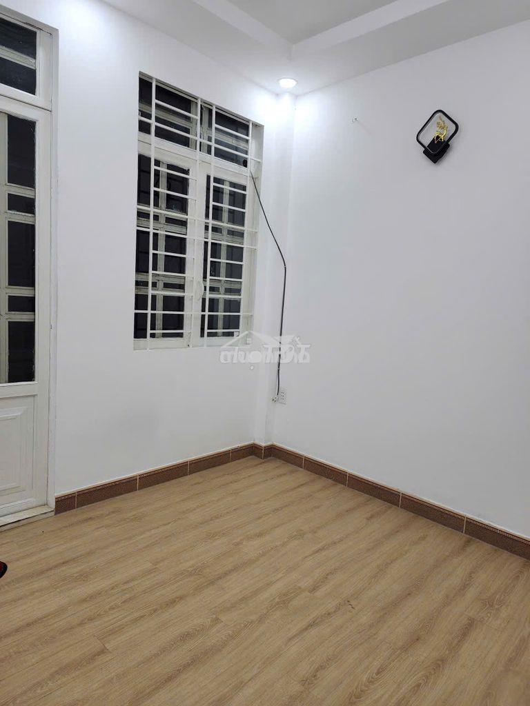 Cho thuê nhà quang trung hẻm 6m thông 2pn, 2wc - 4