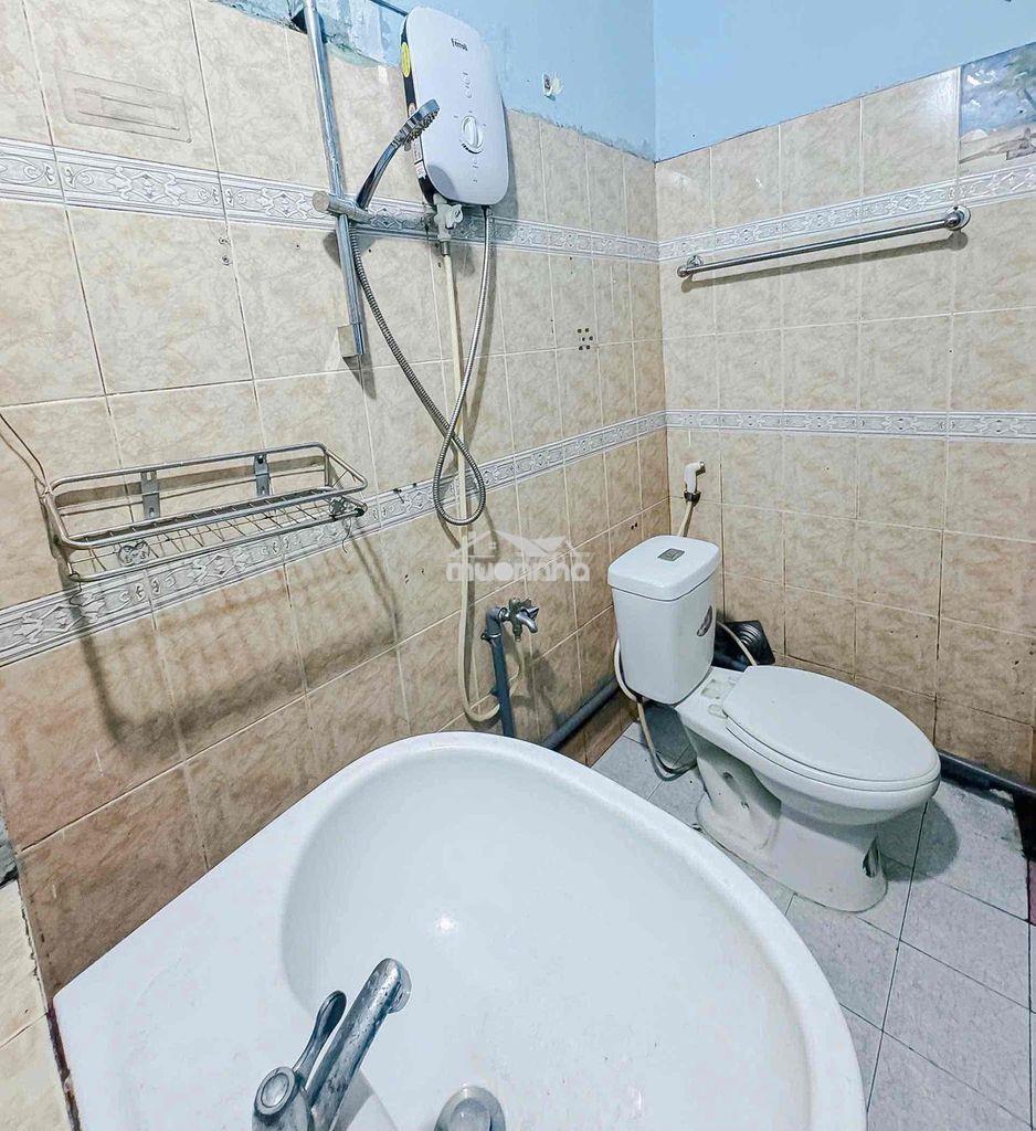 Tách bếp ngay kcx tân thuận hẻm oto đầy đủ nội thất - 4