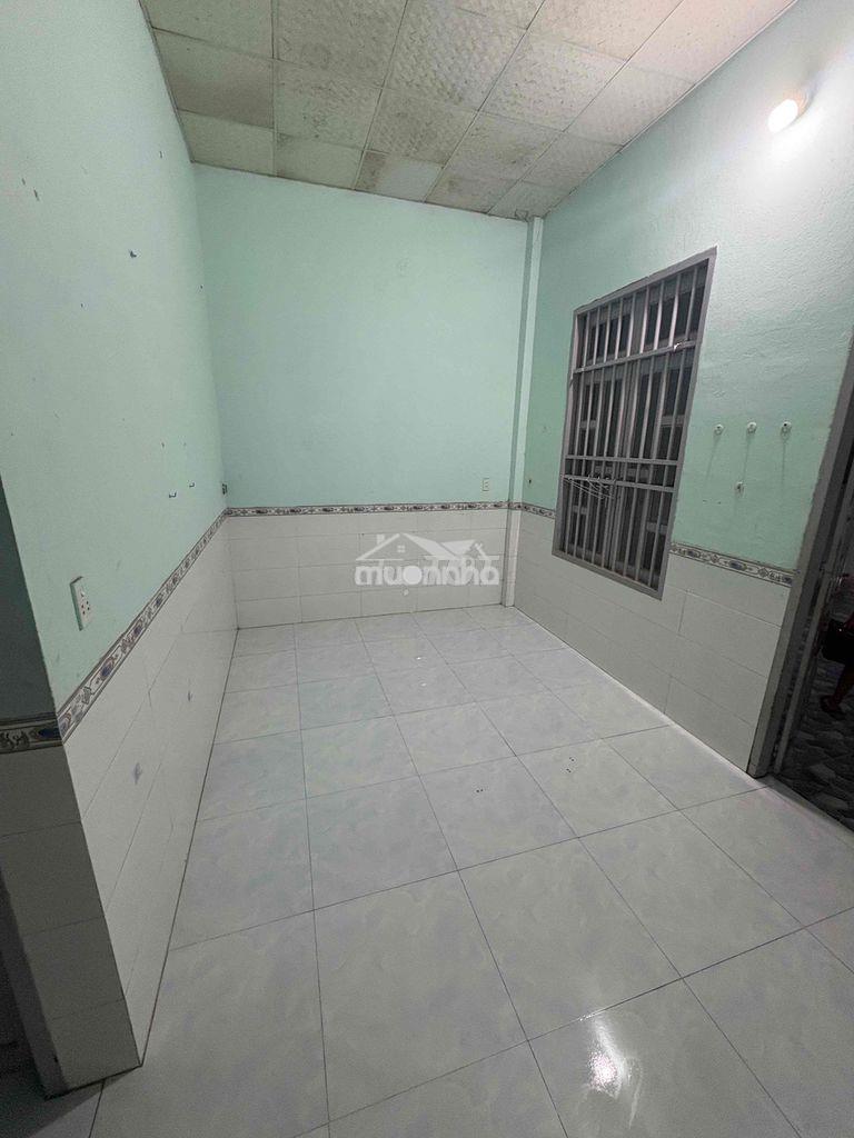🏡 Chính chủ cho thuê nhà cấp 4 rộng rãi, sân vườn thoáng mát tại phước - 3