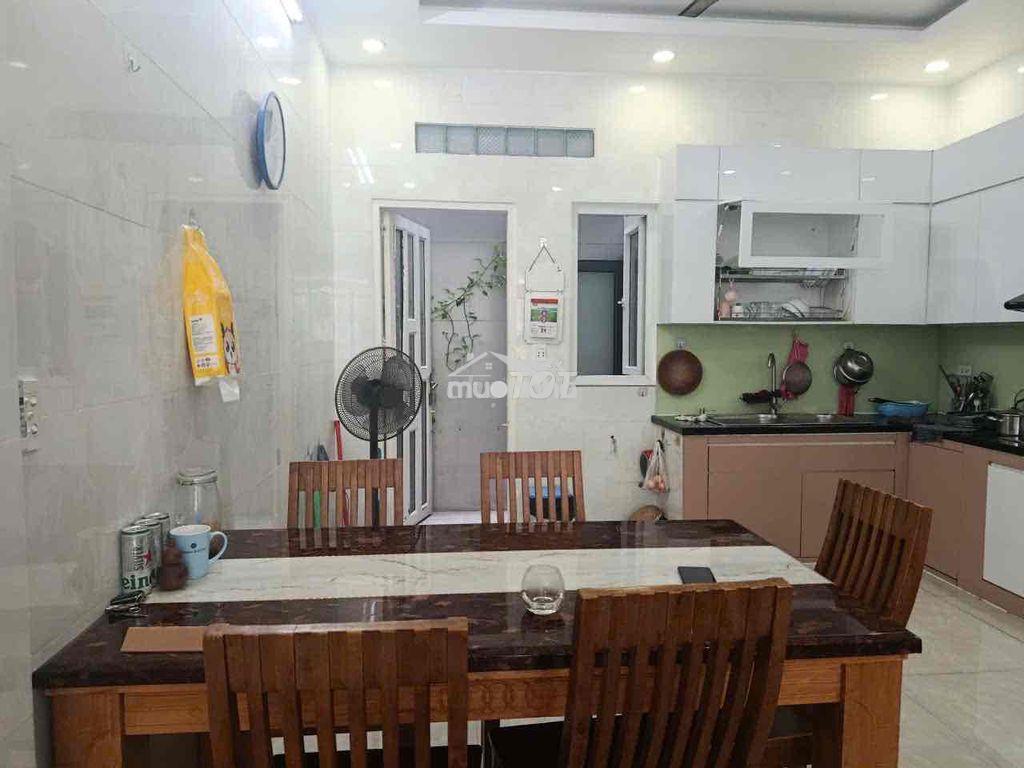 Cho thuê nhà phố đường thống nhất phường 10 gò vấp (cạnh bên cityland - 4