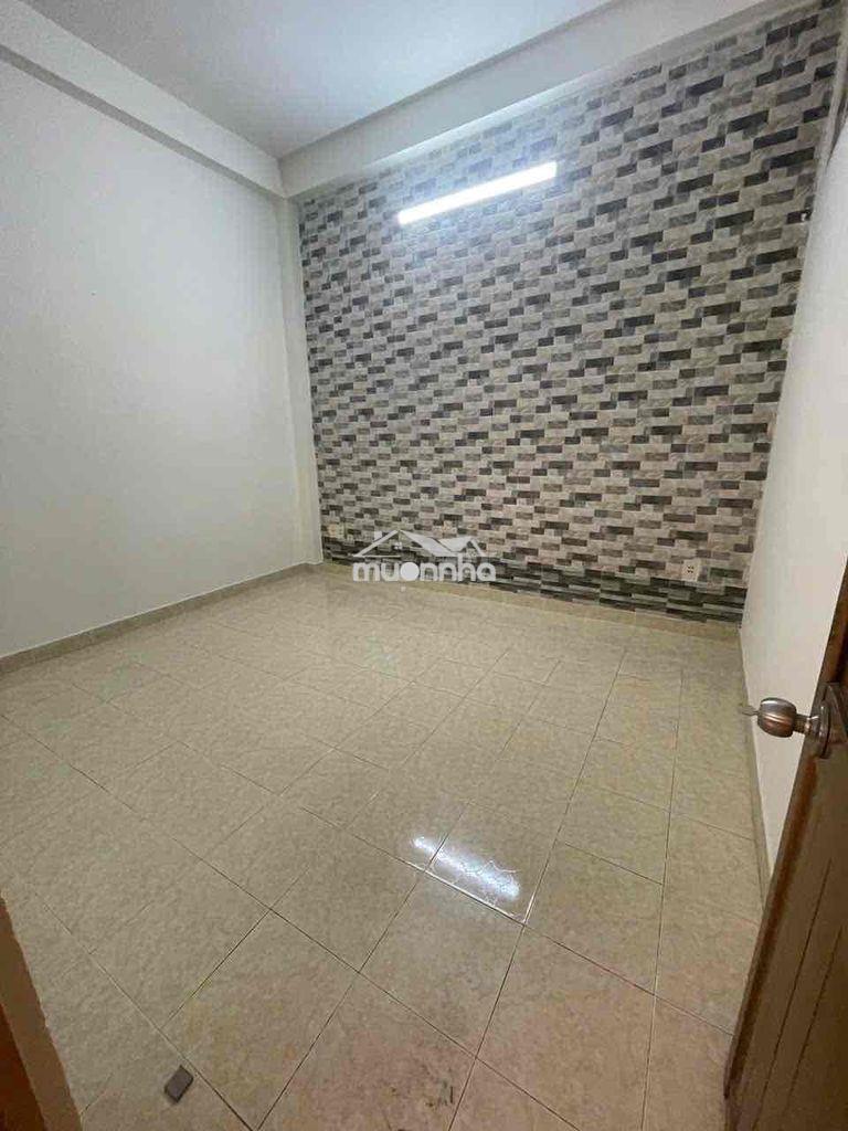 Cho thuê gấp nguyên lầu 1 50m2 2pn 2 máy lạnh 1wc 2 ban công thoáng - 2
