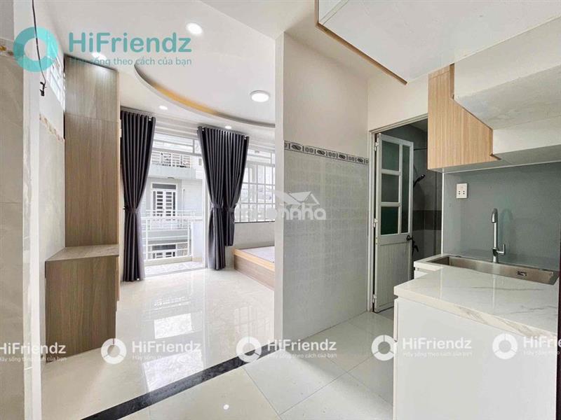 Căn hộ ban công tách bếp 40m2 ngay thích quảng đức gần sân bay giáp q1