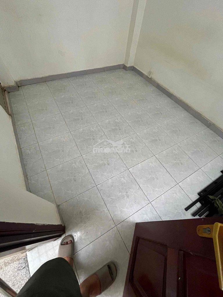 Chính chủ cho thuê phòng lầu3 - 3