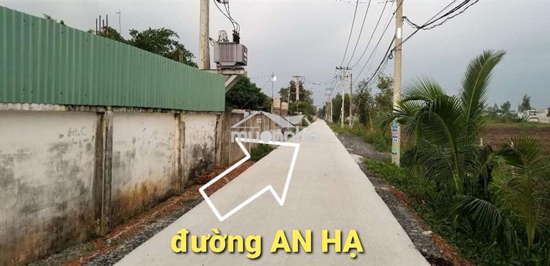 Bán 1000m2 đất an hạ. đất đã san lấp có điện nước 3 pha đầy đủ.