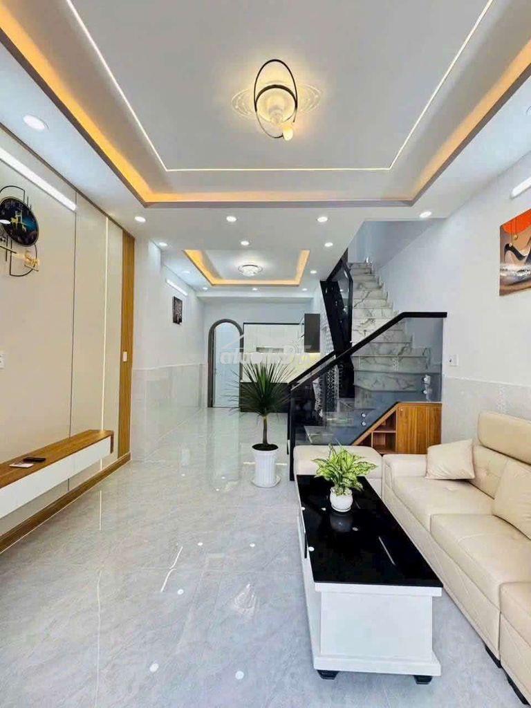 Nhà hxh tỉnh lộ 10 - giáp tên lửa - 4x11m - 3
