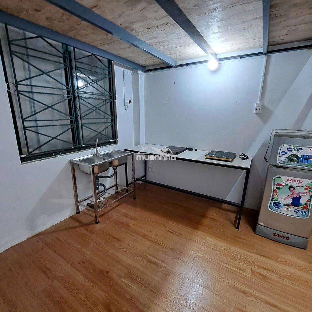 Phòng 30m2 ngay vạn hạnh mall q10 - 3