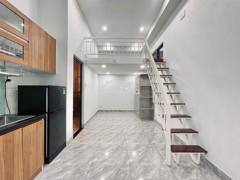 Duplex full nội thất cửa sổ thoáng