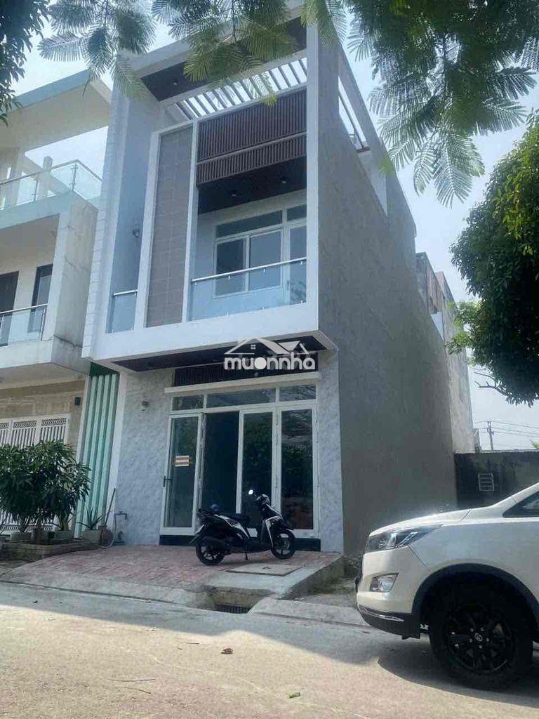Nhà trong kdc chánh nghĩa 5pn chỉ 10tr/th