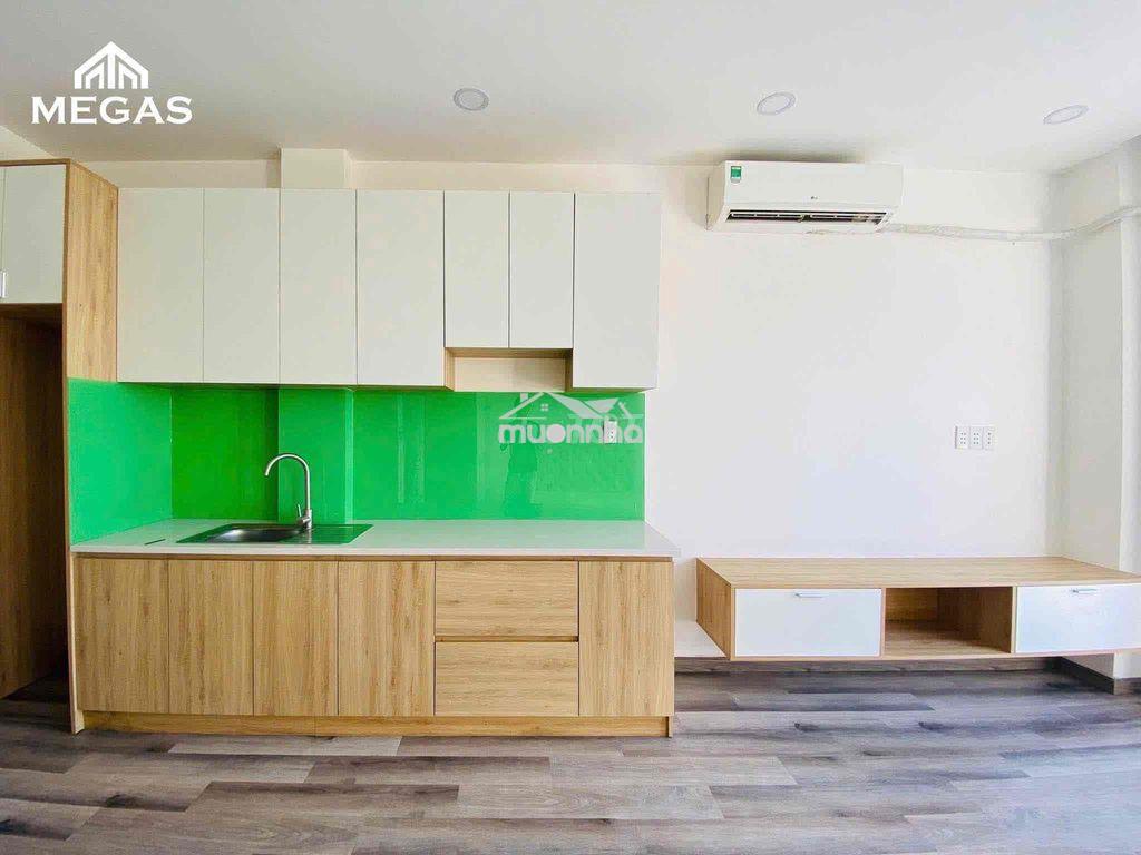 Studio rộng 35m2 bancol cửa sổ ngay chân cầu vượt 3 tháng 2 -quận 10 - 3