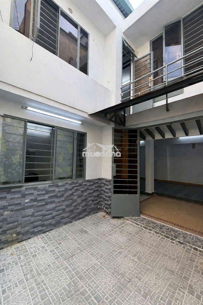 Bán nhà đường văn cao 56m đất ngang 8.4 nhad 2 tầng giá rẽ