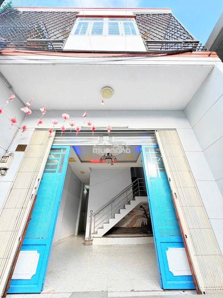 Bán nhà 1 lầu - dt: 5x15m. sát quận 7 giá : 4 tỷ 950 tr - 2