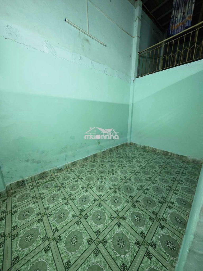 Nhà mặt tiền khu bình phú - 3 tầng - 2pn . - 3