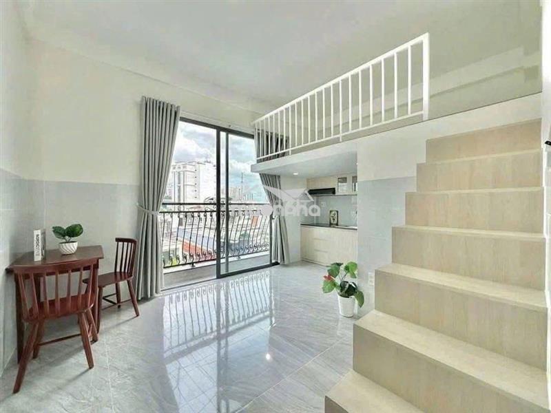 Duplex ban công full nội thất ngay emart phan văn trị