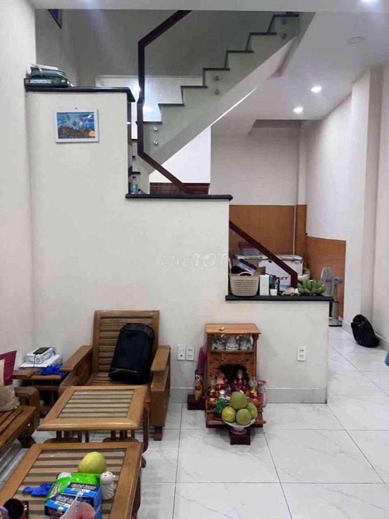 ⚡ Hàng hiếm khu chợ đầu mối ⚡
🏠 nhà 3 tầng đúc thật, 60m²
🚘 - 3
