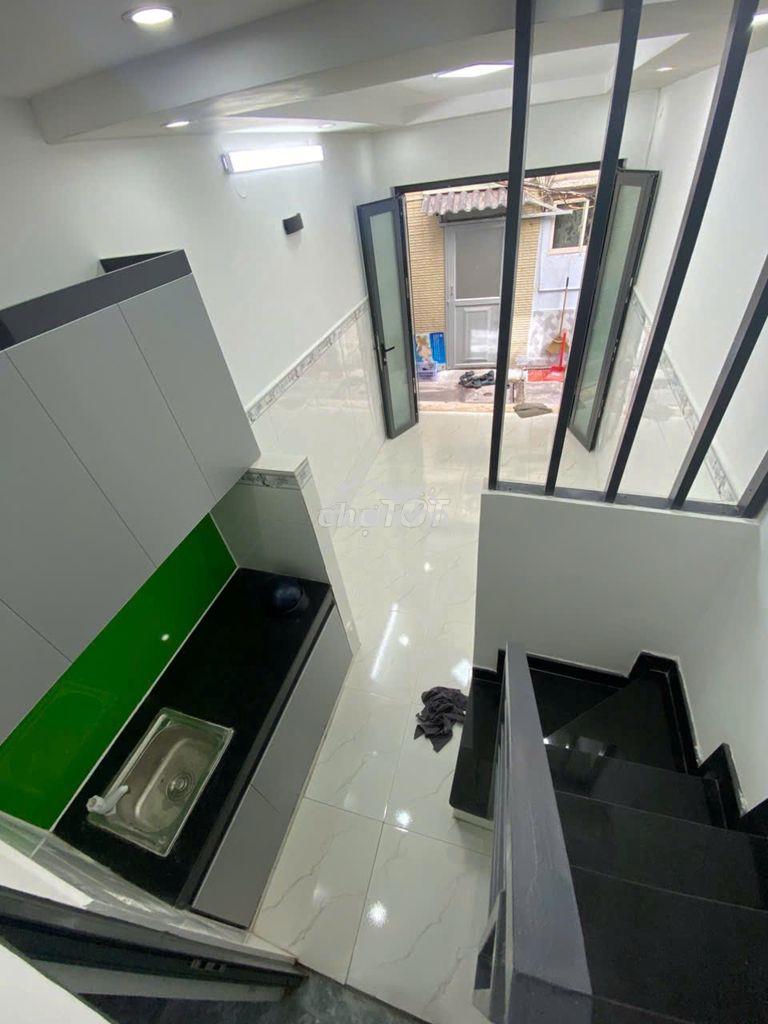 🏠 Nhà nhỏ 4 tầng ngay hoàng diệu chỉ hơn 2ty - 3
