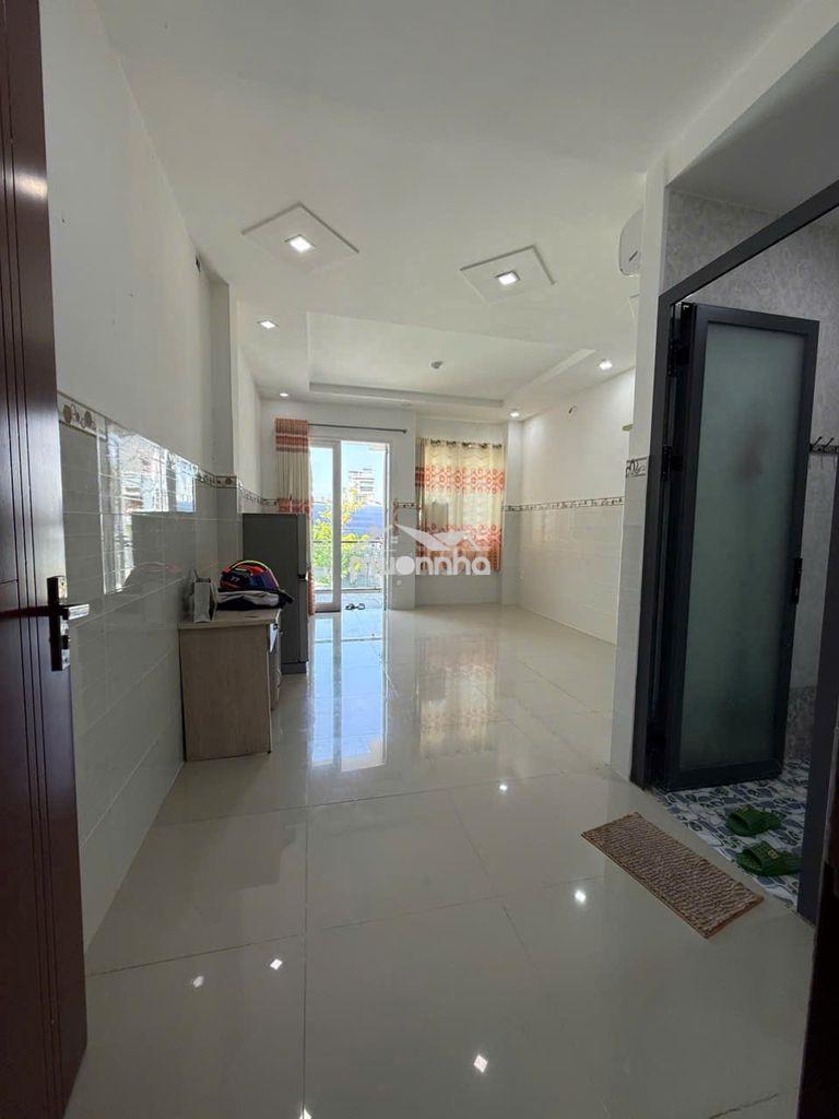 Phòng ban công, full nội thất, giờ gấc tự do, khoá vân tay - 4