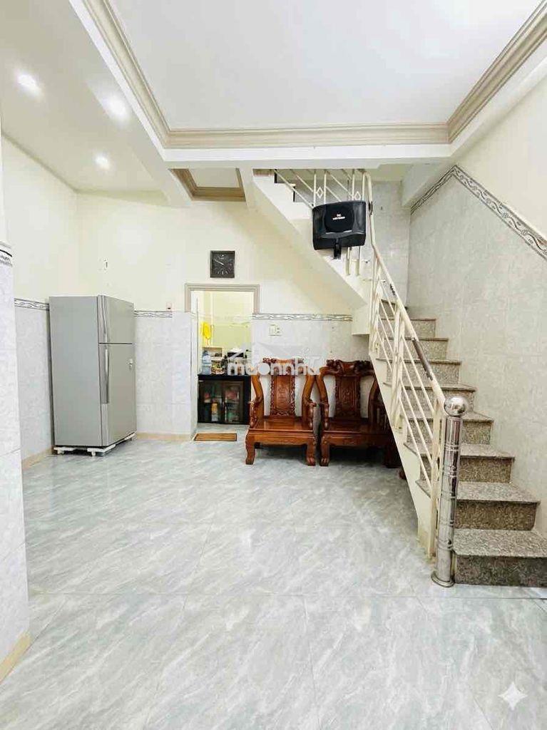 4 tầng 30m2 gần bến xe miền đông chỉ nhỉnh 3.x tỷ